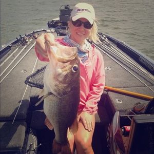 Meet your Posher, Whitney